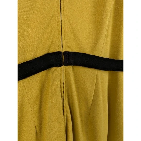 Anthropologie Velvet Belted Midi Dress Size M Yellow Long Sleeve Western Preppy - Picture 9 of 10